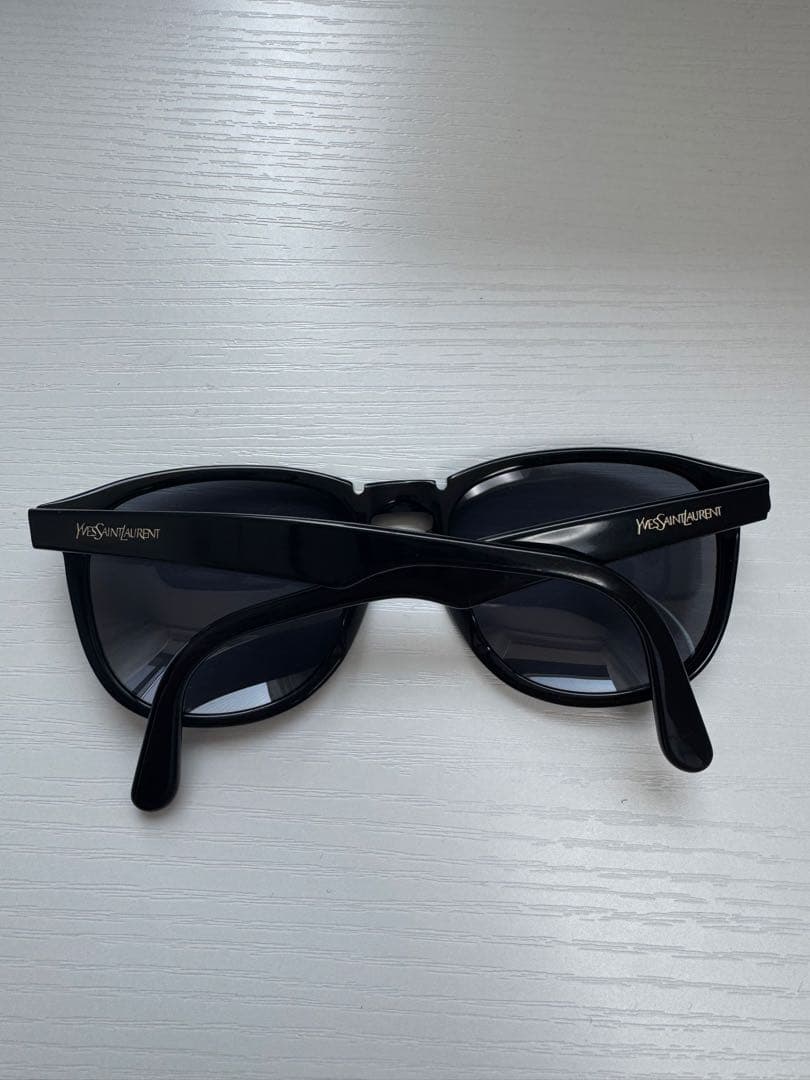 Yves Saint Laurent イヴサンローラン サンローラン サングラス