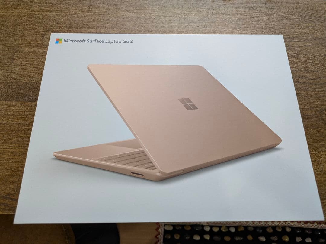 Microsoft Surface Laptop go2 サンドストーン