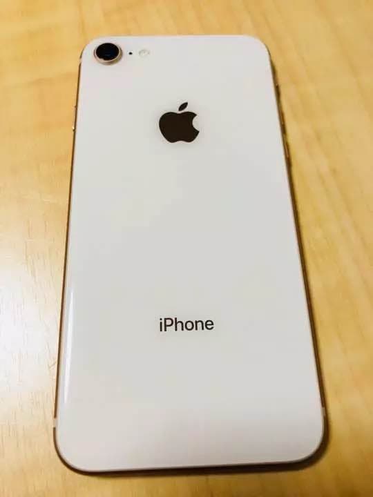 iPhone8 64GB ゴールド