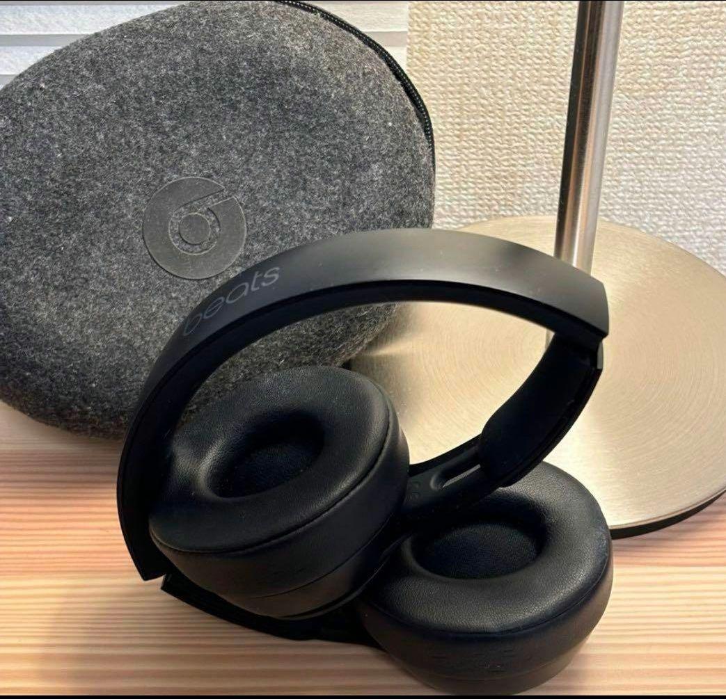 Beats Solo Pro Wirelessノイズキャンセリングヘッドホン