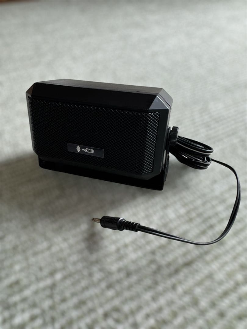 YAESU FT-857Dトランシーバー/Comet CB-980小型スピーカー