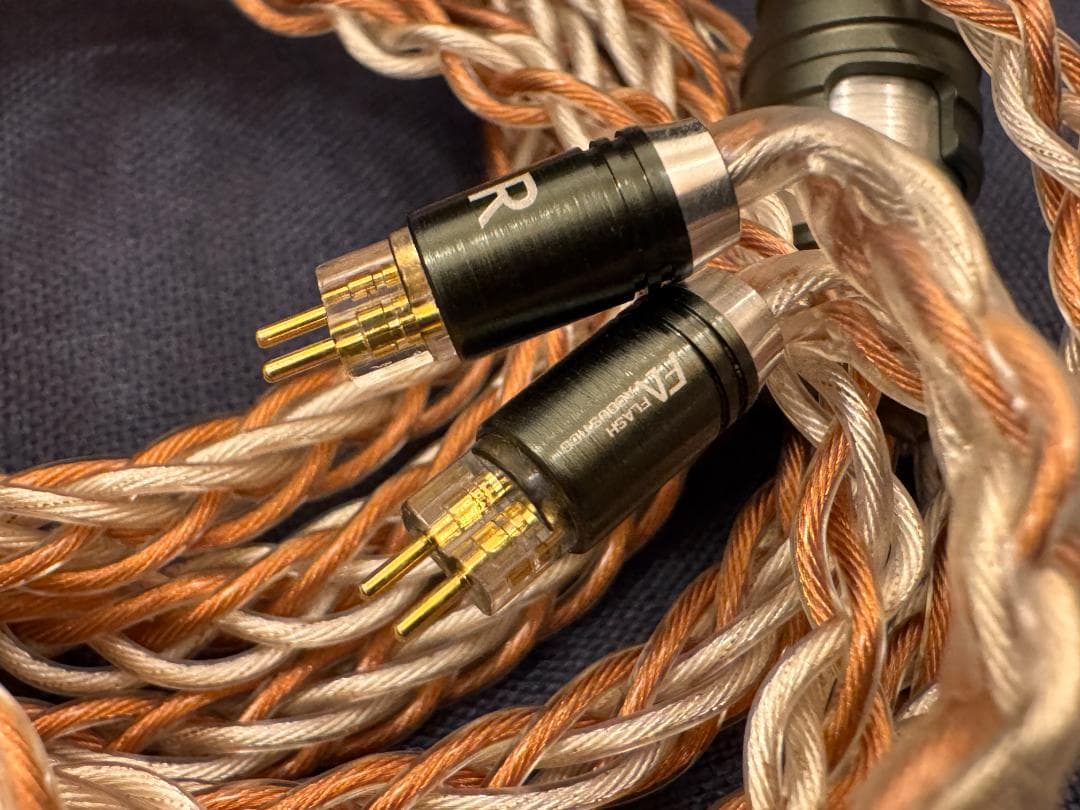 AüR Audio Neon Pro/アウルオーディオ　ネオンプロ