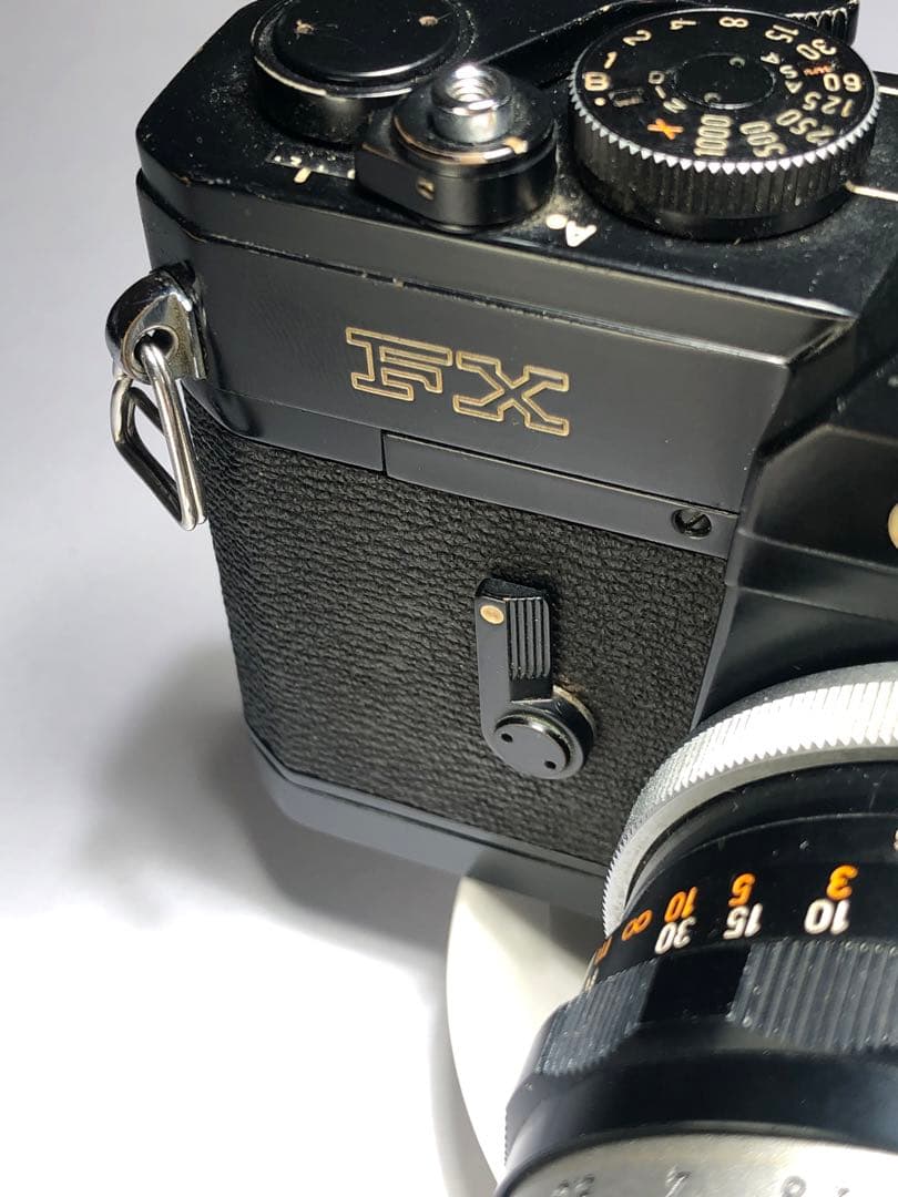 ② 希少な黒色のFX Canon FX black フィルムカメラ