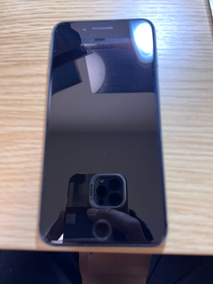 Apple iPhone 8 Plus 本体 スペースグレー