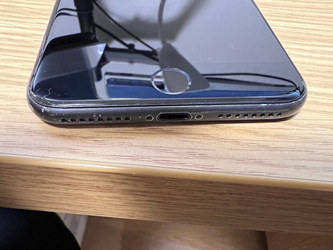 Apple iPhone 8 Plus 本体 スペースグレー