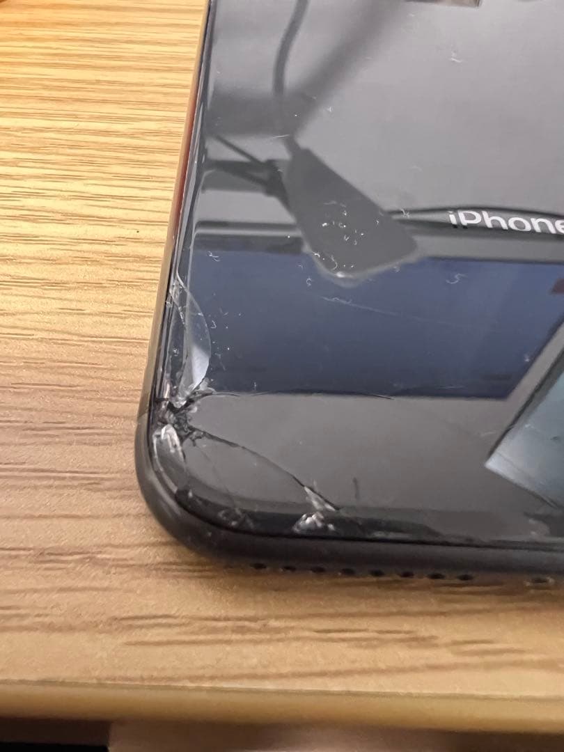 Apple iPhone 8 Plus 本体 スペースグレー