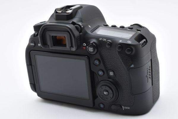 キャノン Canon EOS 6D Mark II ボディ 一眼レフカメラ