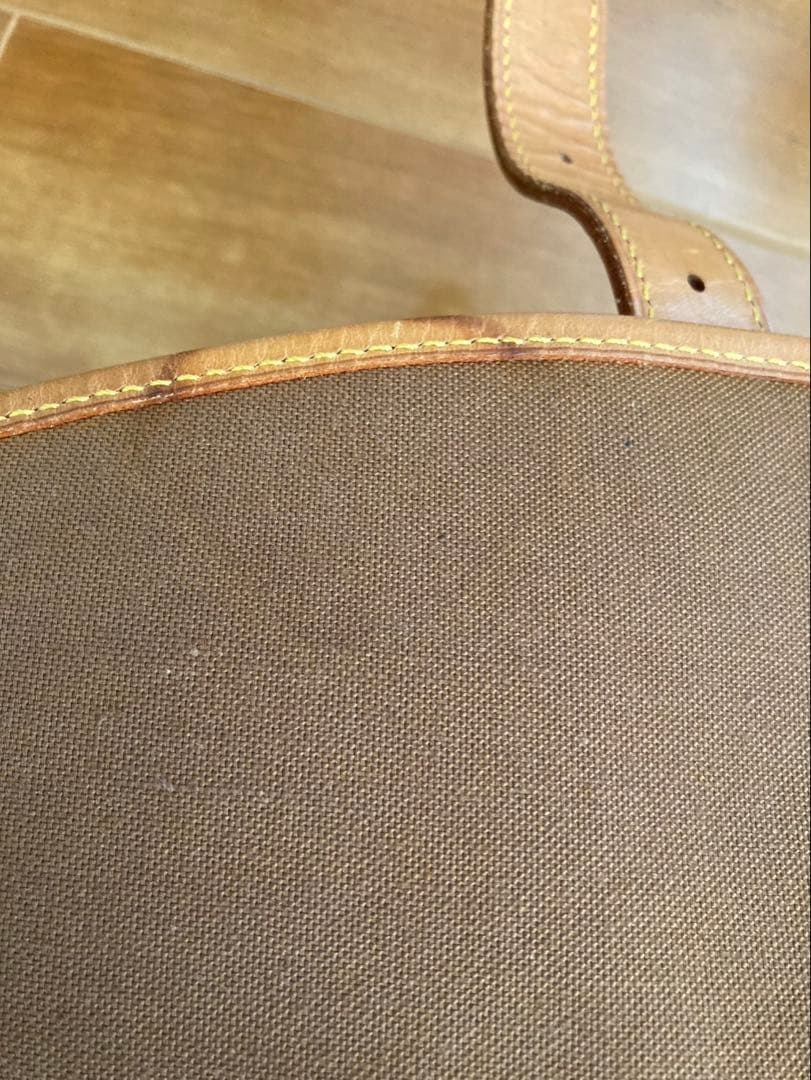 Louis Vuitton メッセンジャーバッグ