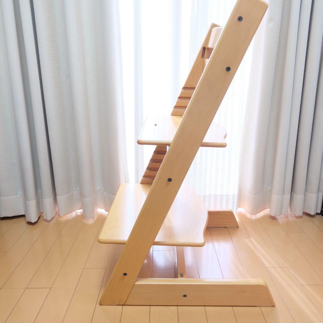 赤ちゃん用イス（トリップトラップ）