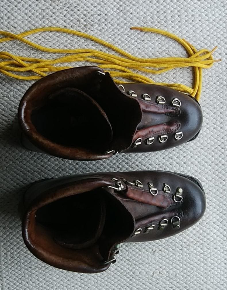 ドロミテ製本革スキー兼用靴　春スキーツアーに最適（ビンテージ品）