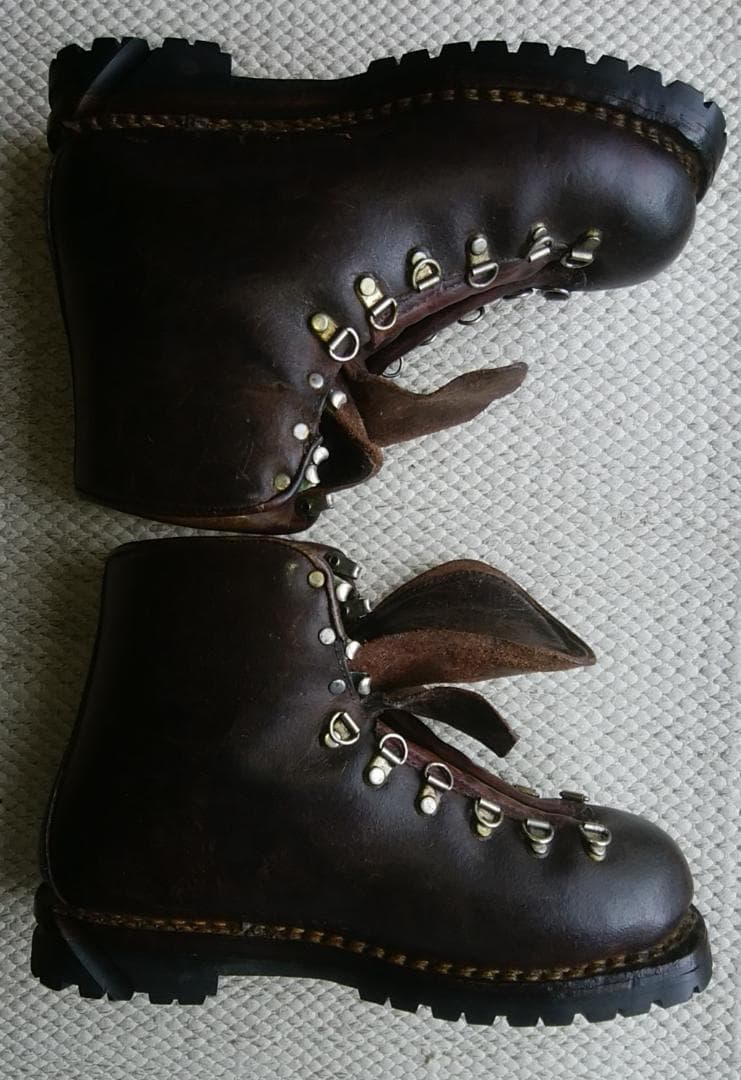 ドロミテ製本革スキー兼用靴　春スキーツアーに最適（ビンテージ品）