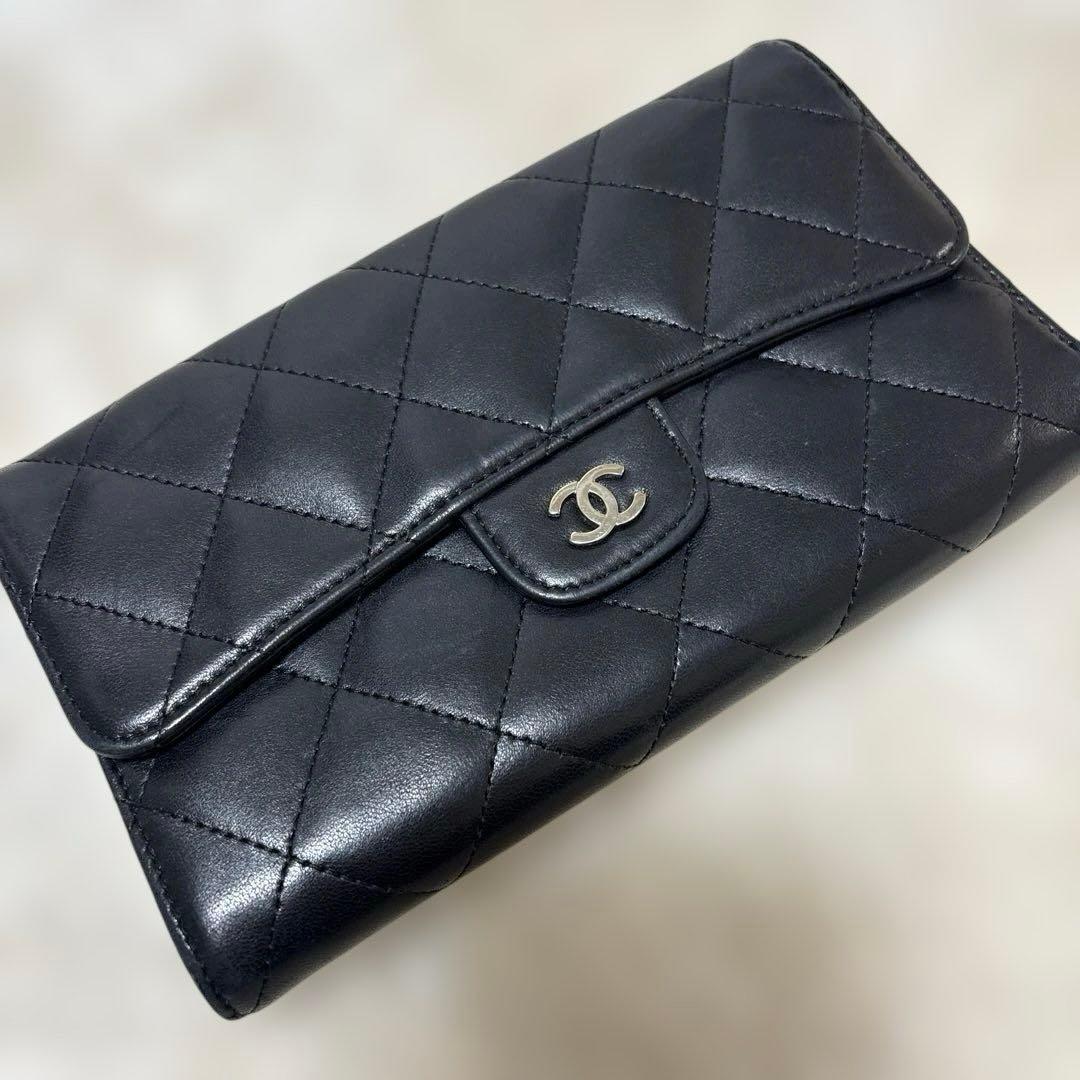 CHANEL シャネル 三つ折り長財布 マトラッセ ラムスキン ブラック