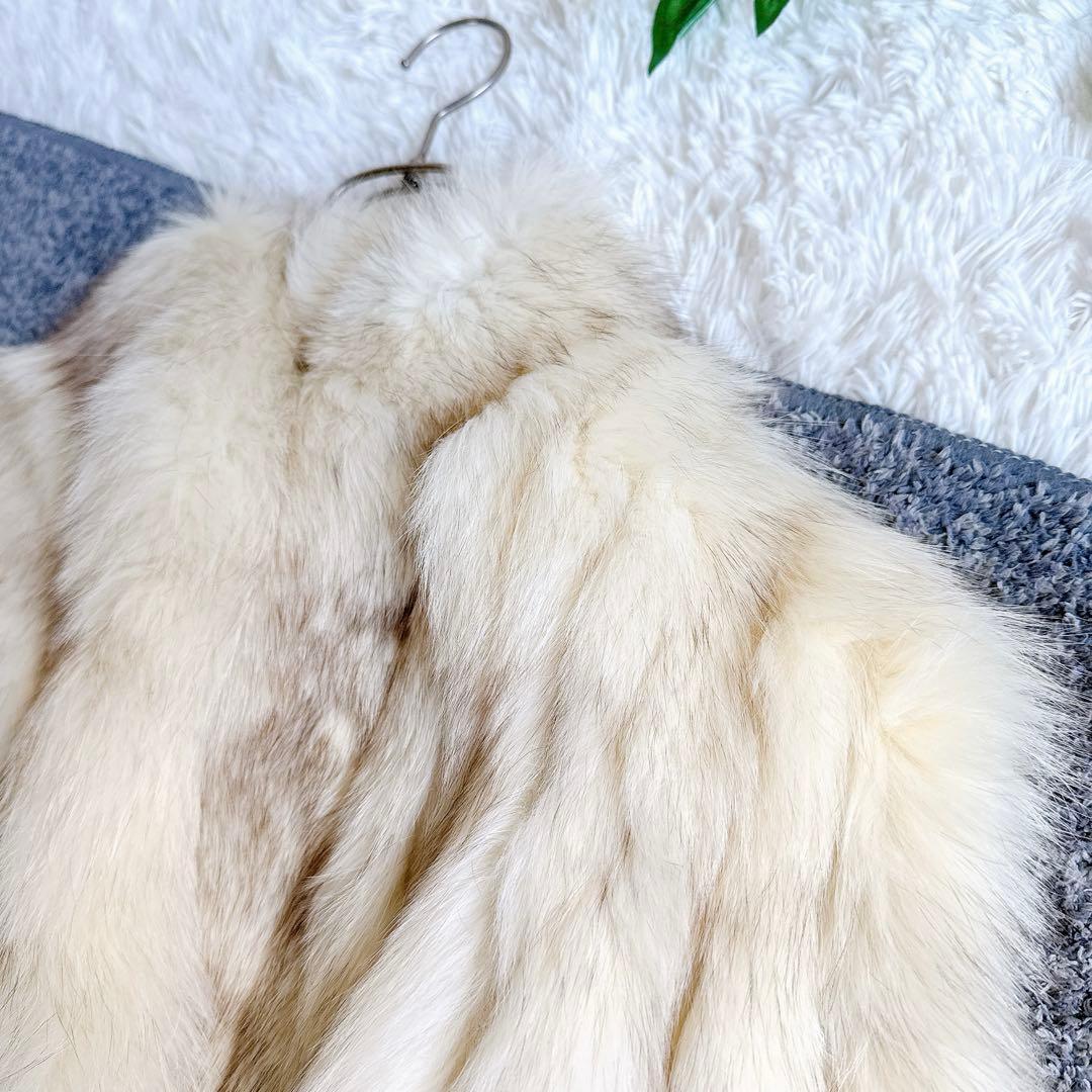 銀タグ サガフォックス リアルファー コート　シルバーフォックス　毛皮　9号