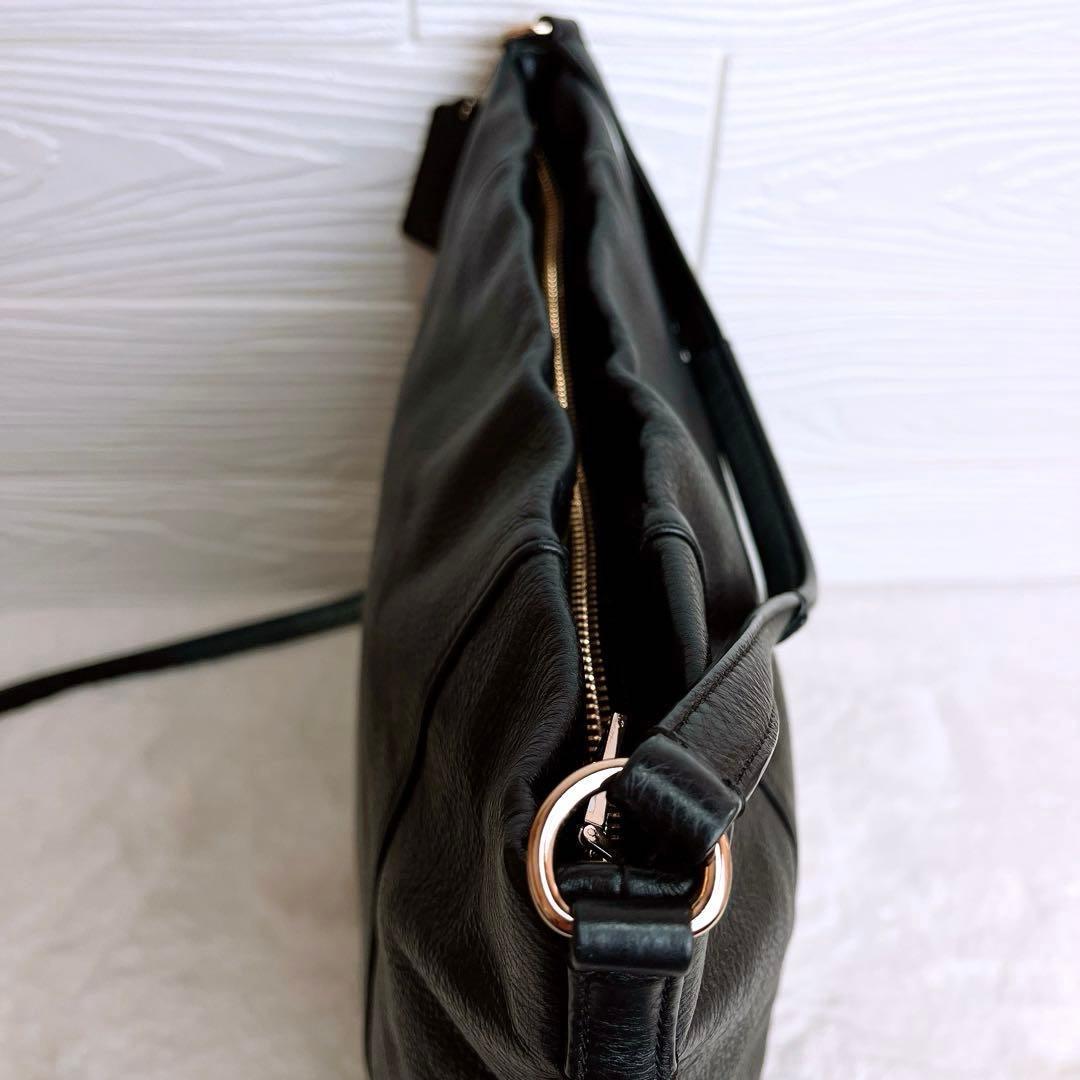 極美品☆COACHコーチ 2wayショルダーバッグ ブラック レザー大容量 A4