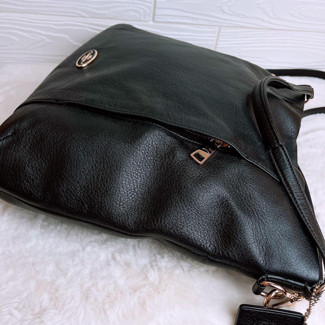 極美品☆COACHコーチ 2wayショルダーバッグ ブラック レザー大容量 A4