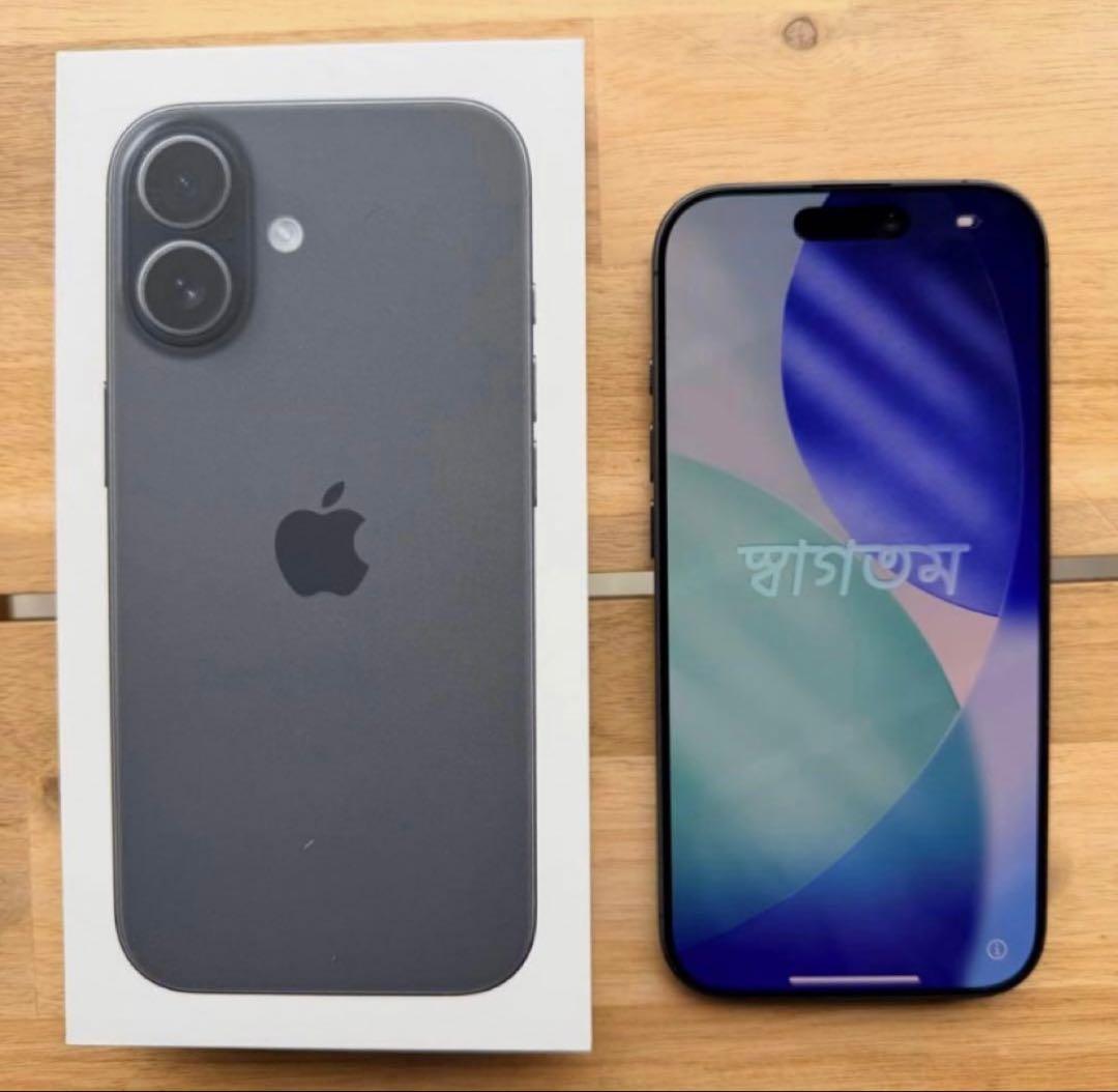 美品　iPhone17 ブラック　256GB SIMフリー　本体