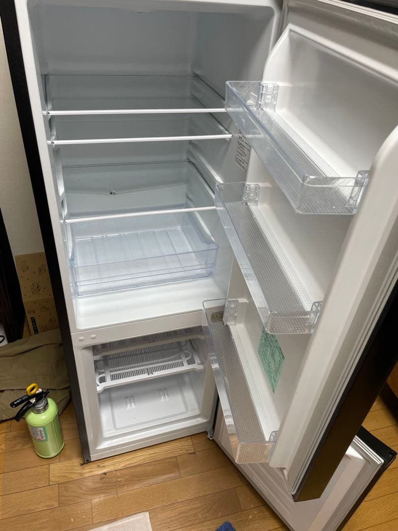 Y*様 2022年製　送料込み　Hisense HR-D1701B ブラック 冷