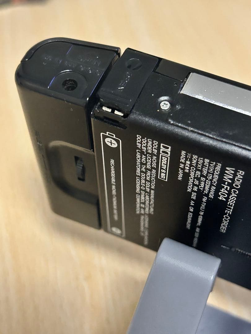 SONY レコーディングウォークマン　wm-f404 ソニー