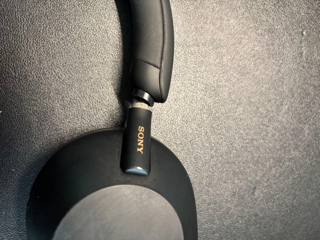 ぷ*ん様 【ジャンク品】SONY WH-1000XM5 ヘッドホン