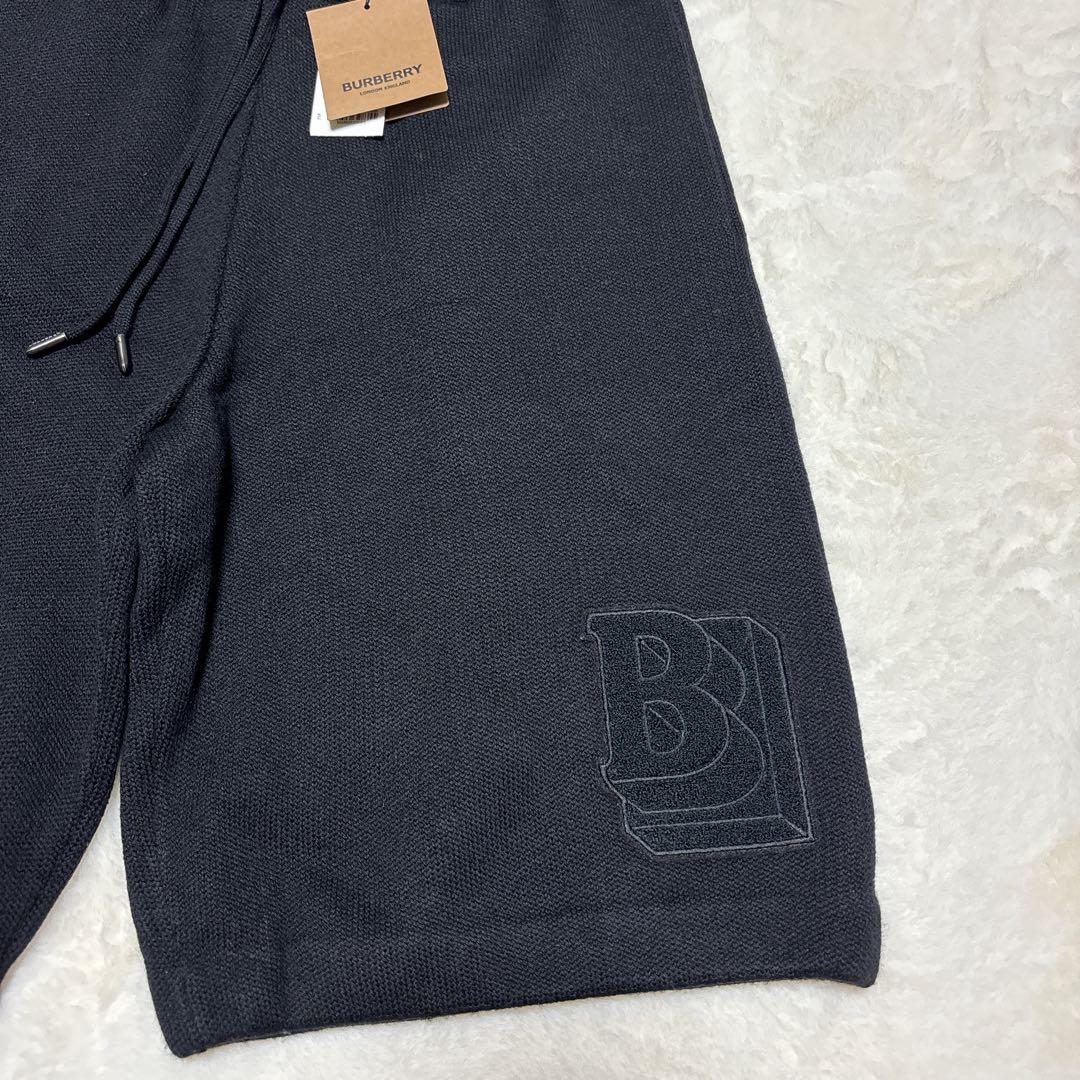 【未使用タグ付】Burberry ブラック ショートパンツ　ウール　高級品
