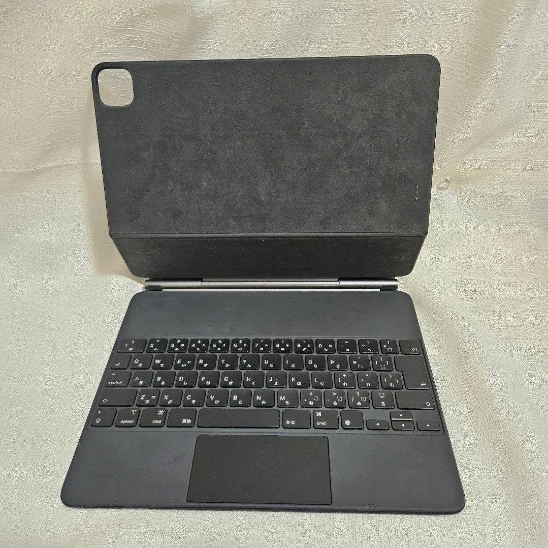 動作品 準美品 magic keyboard 12.9インチ MJQK3J/A