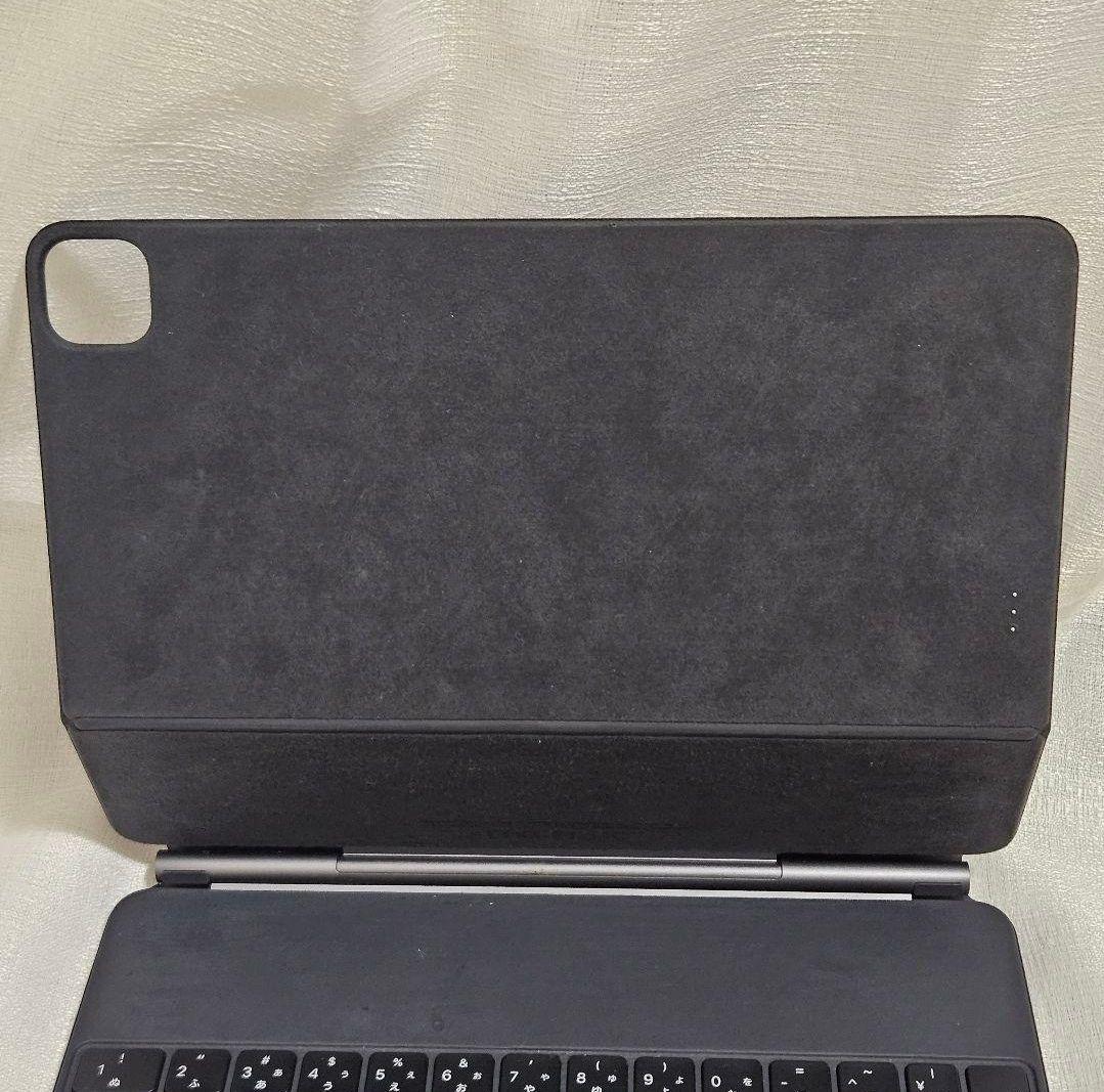 動作品 準美品 magic keyboard 12.9インチ MJQK3J/A