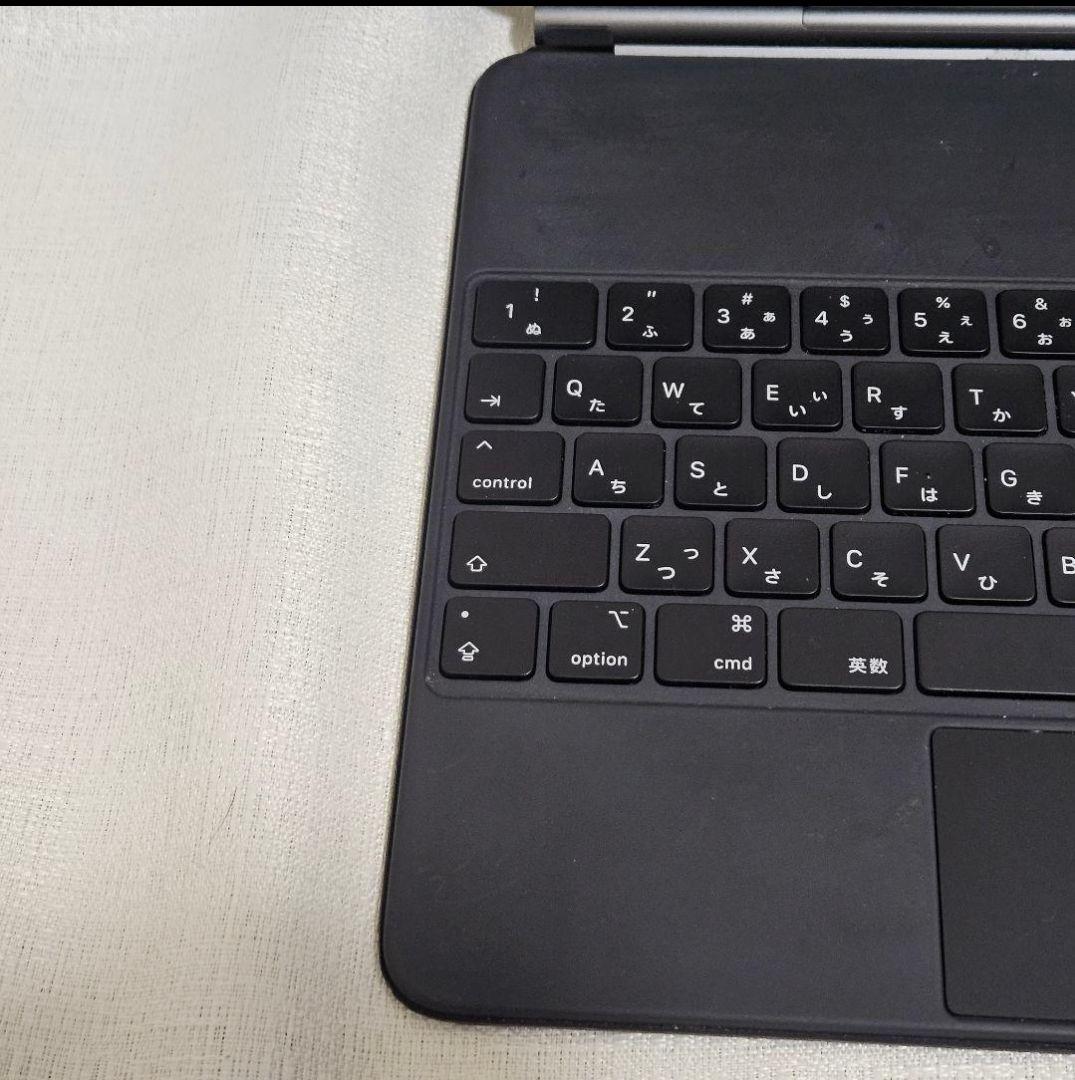 動作品 準美品 magic keyboard 12.9インチ MJQK3J/A