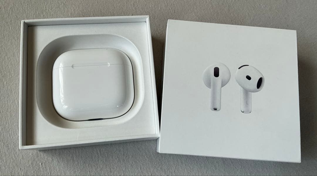 AirPods 4 ほぼ新品！