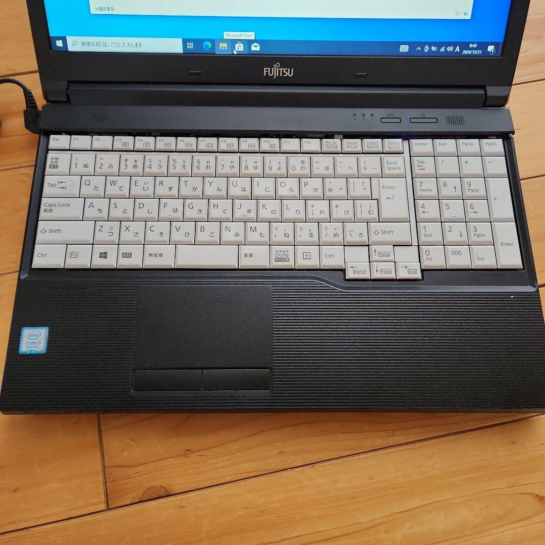 富士通 LIFEBOOK A748/TX Core i3-8130U