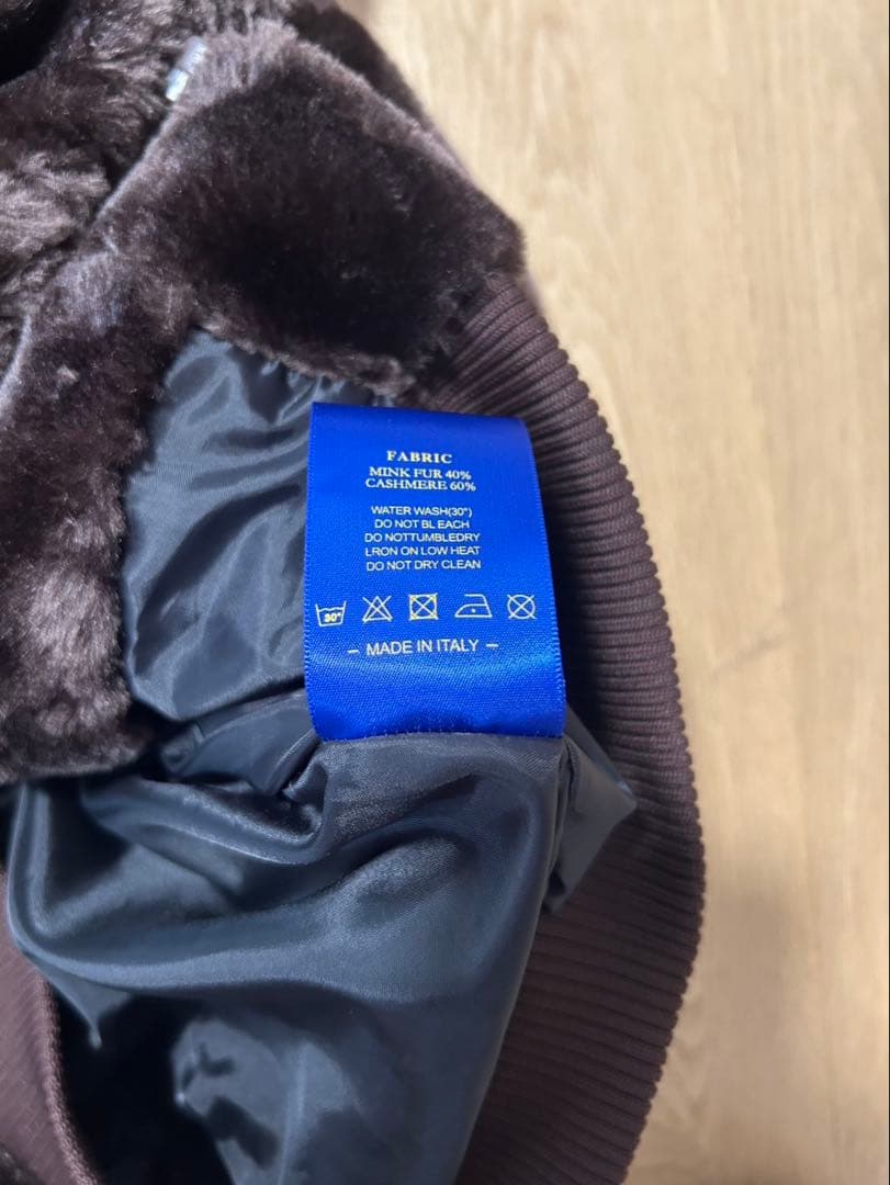 Emmauela✨ミンクカシミヤ混・毛皮ファーベスト イタリアフード付 L/48