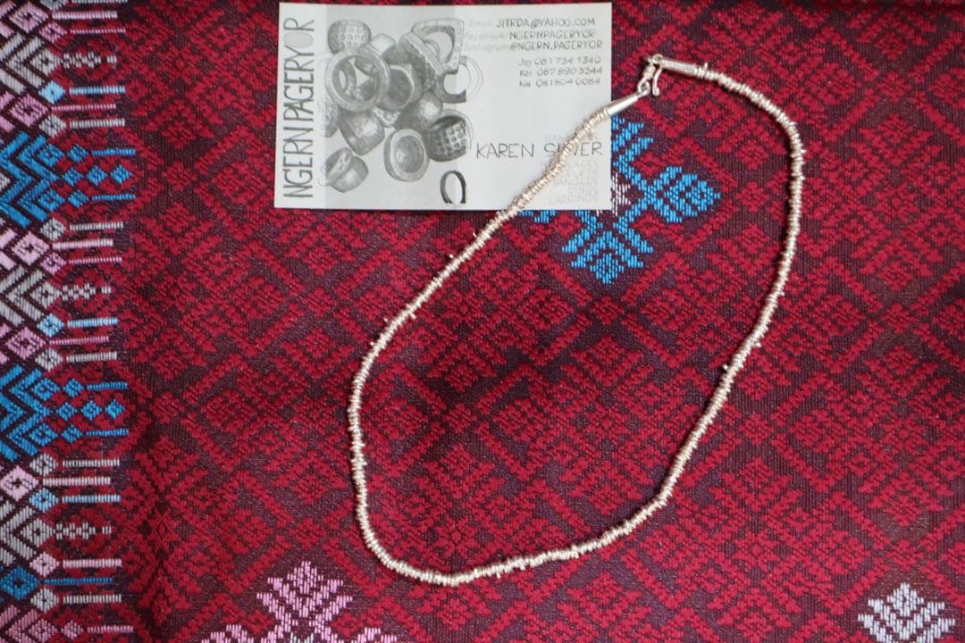 251【現地買い付けカレンシルバー】銀98%