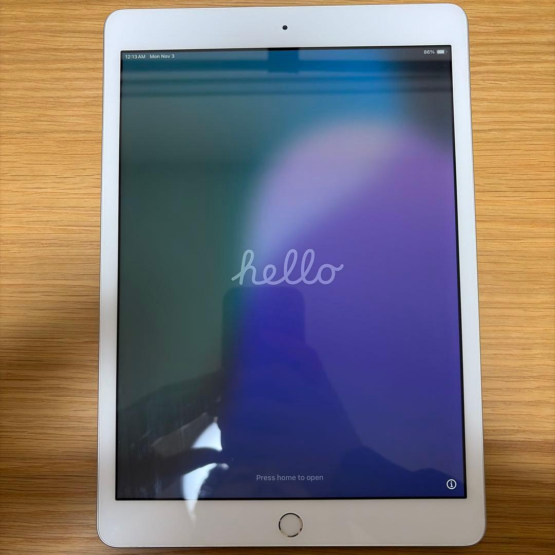 Apple iPad (第8世代) 元箱/付属品なし