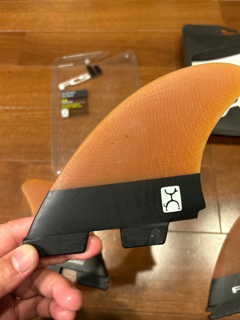 FCS II PG フィン ROB MACHADO THRUSTER ケース付き