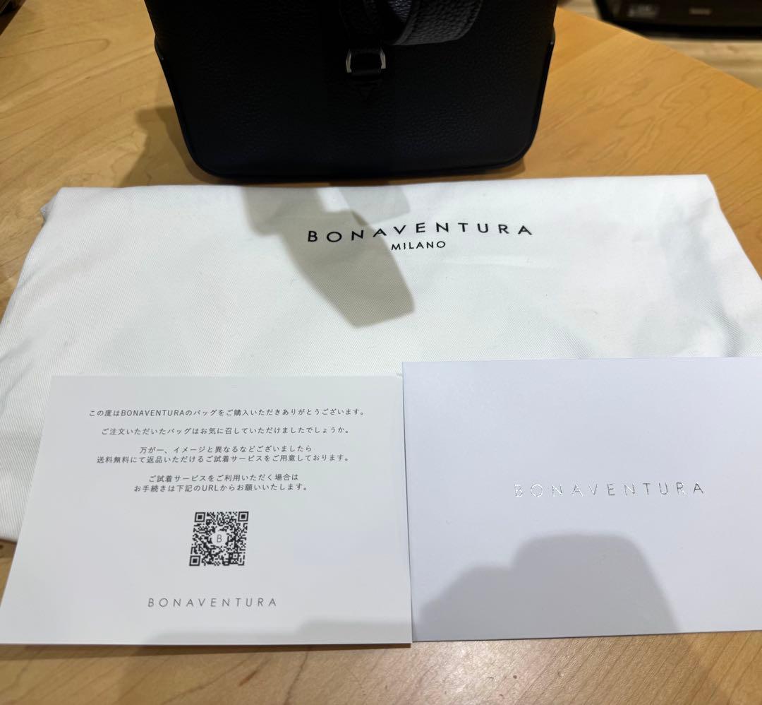 シモーネ ワンショルダーバッグ シュリンクレザー　ブラック　ボナベンチュラ