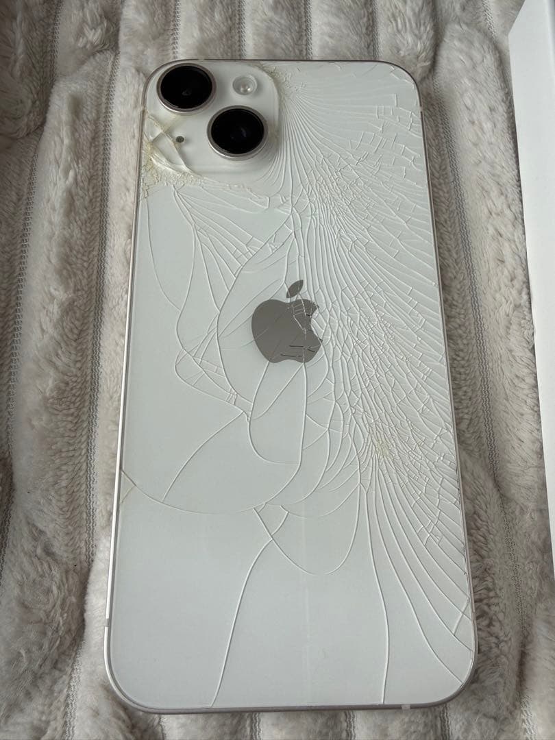 iPhone14 シルバー 本体【背面割れアリ】