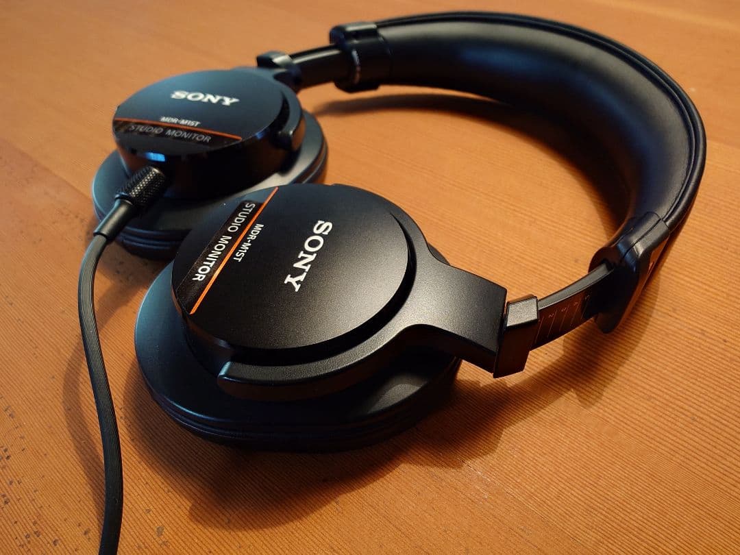 SONY MDR-M1ST スタジオモニター ヘッドホン　美品