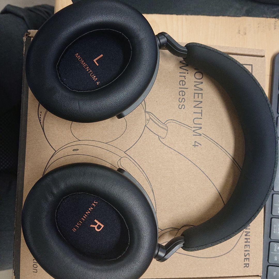 ヘッドホン Sennheiser Momentum 4 amazon