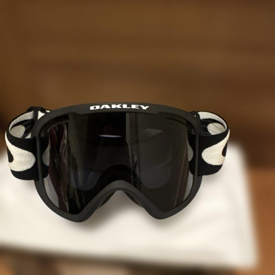 美品　OAKLEY オークリー ゴーグル