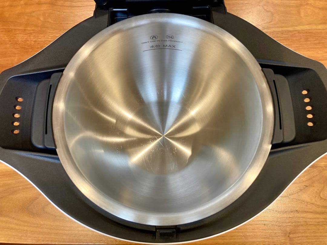 ヘルシオ ホットクック2.4L ホワイト　KN-HW24E-W