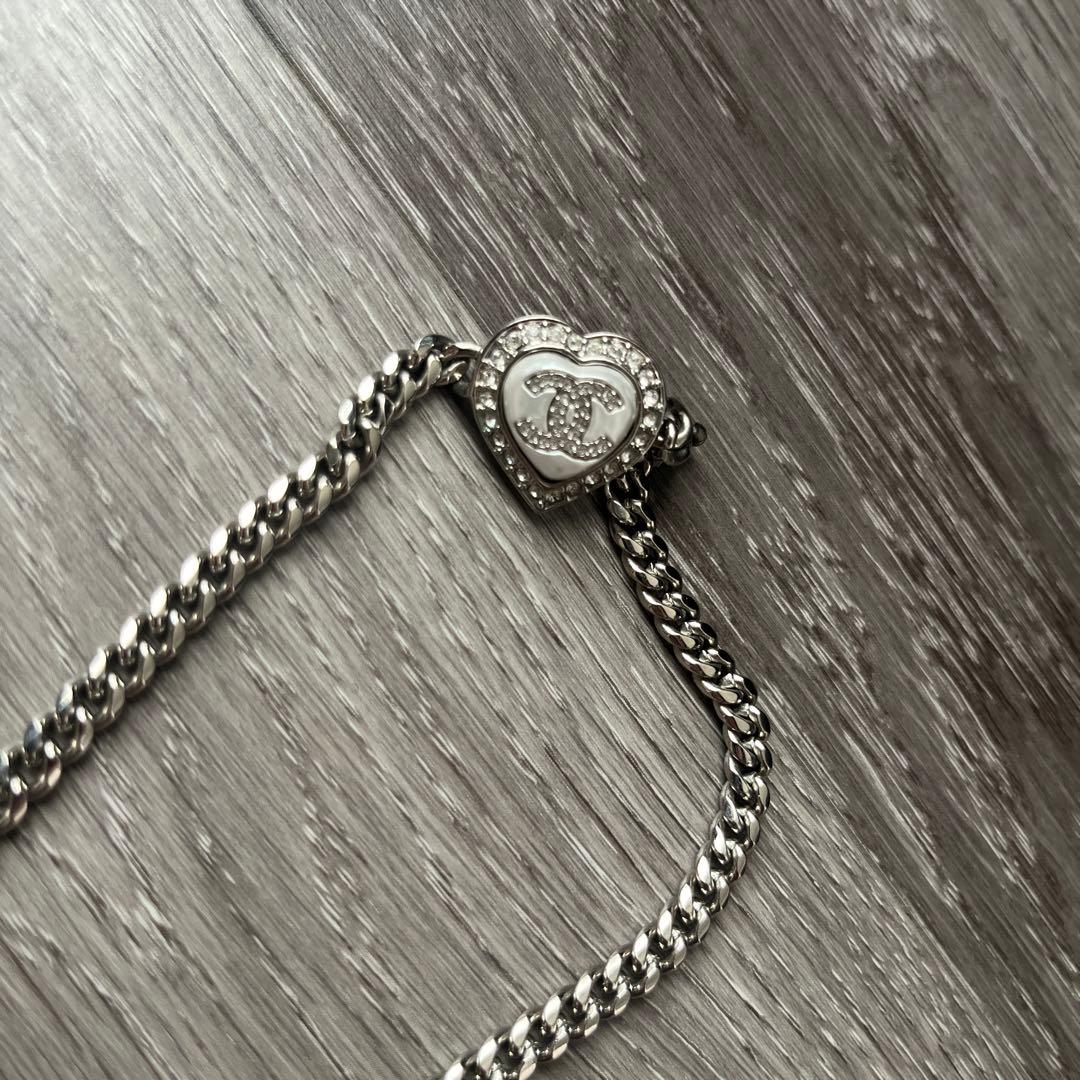 ハート型ペンダント シルバーチェーンネックレス