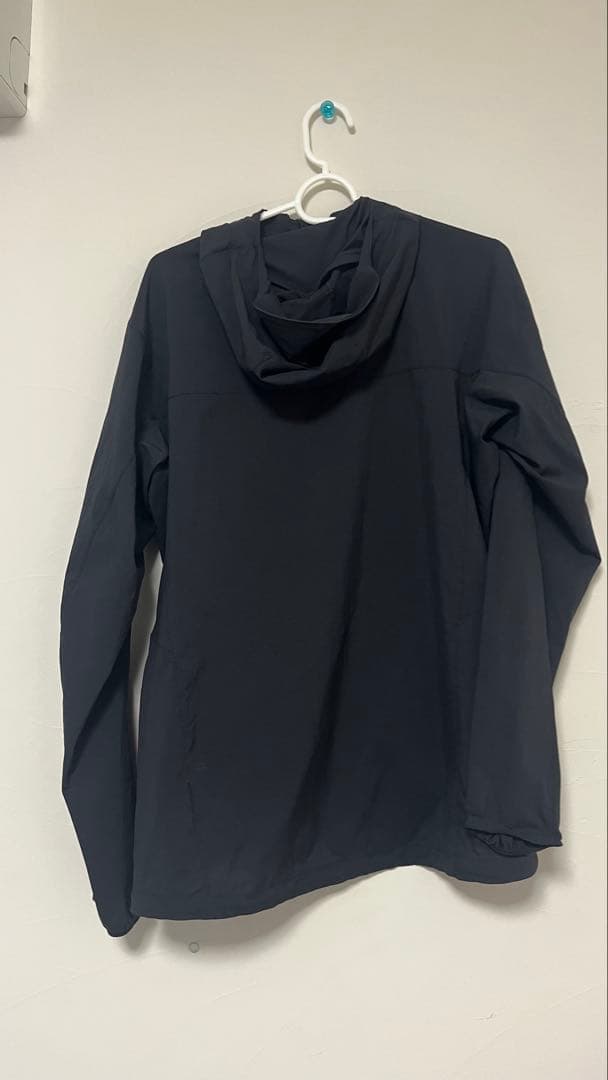 ジャケット・アウター ARC'TERYX Squamish Hoodie S