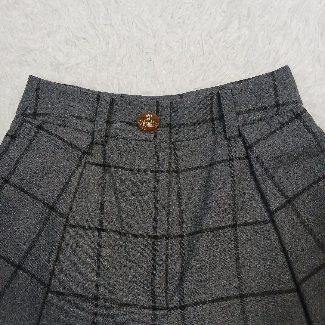 ✨極美品✨ヴィヴィアンレッドレーベル　ショートパンツ　オーブボタン　3