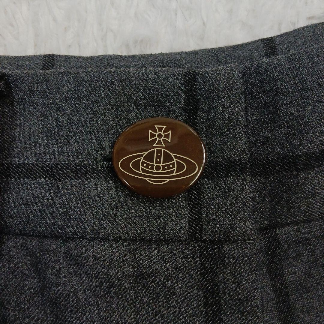 ✨極美品✨ヴィヴィアンレッドレーベル　ショートパンツ　オーブボタン　3