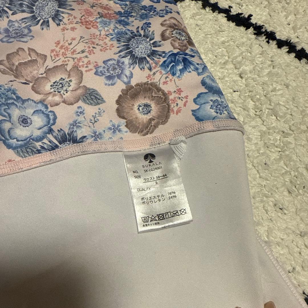 【上下セット美品】SUKALA エンブロイダリープリントブラトップレギンスセット