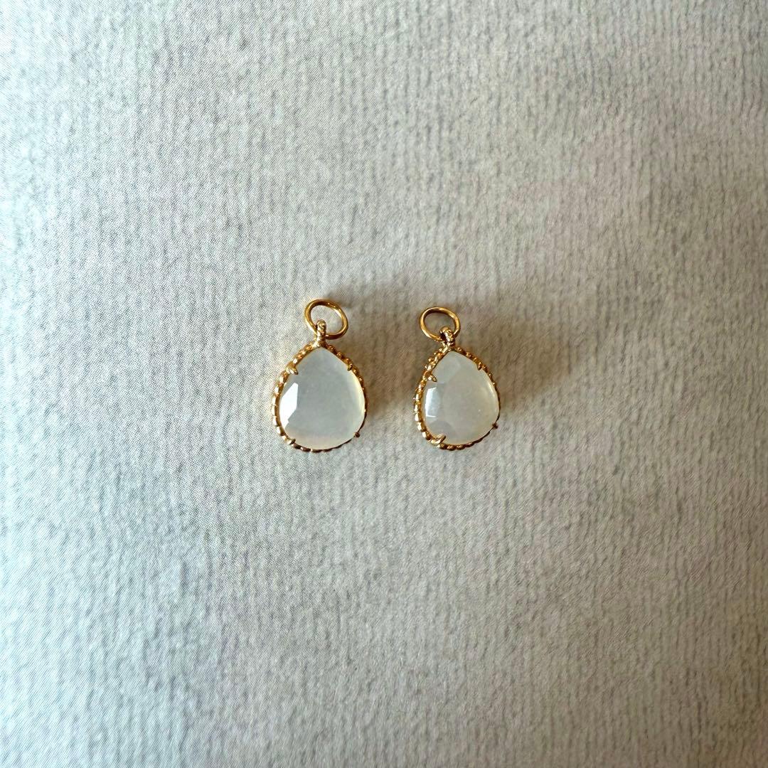 【未使用】agete K10 ピアスチャーム 白蝶貝 グレームーンストーン