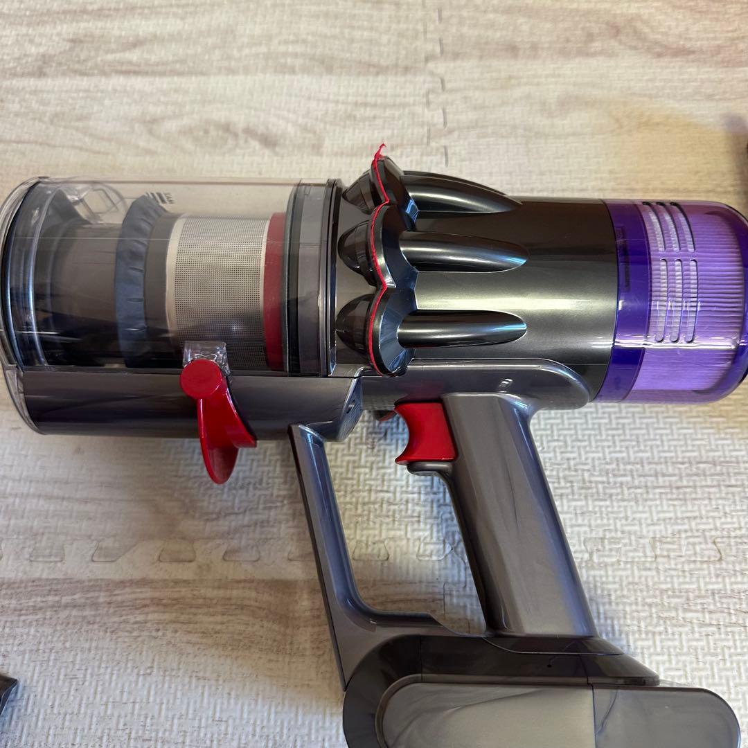 dyson ダイソン デジタルスリム フラフィ 掃除機 SV18
