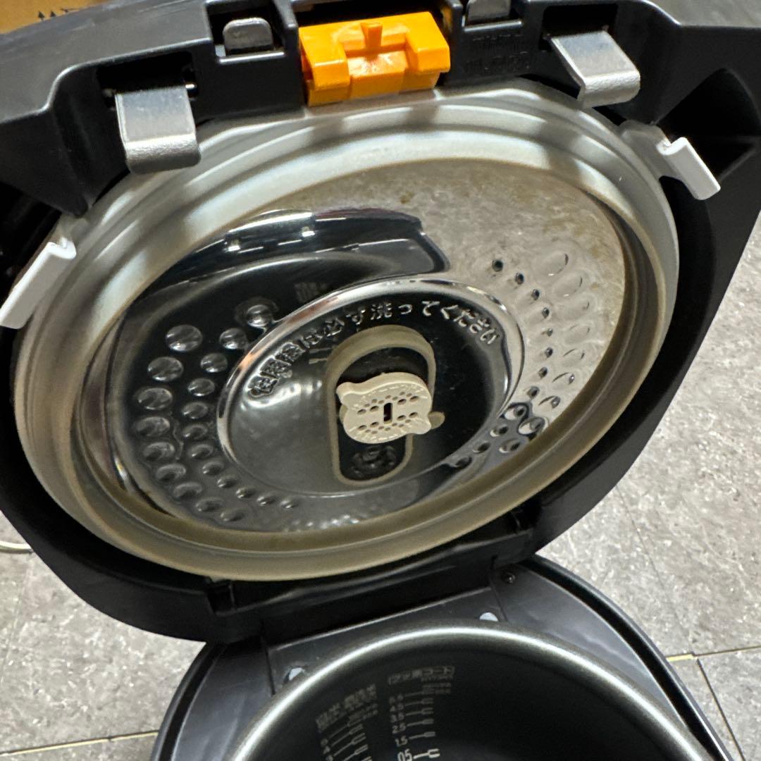 美品　HITACHI RZ-H10EJ 炊飯器 レッド　圧力HI