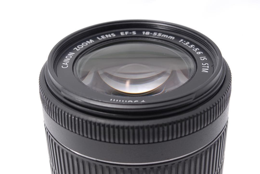 キヤノン Kiss X8i☆美品✨高性能STM標準レンズ付 Wi-Fi タッチ♪