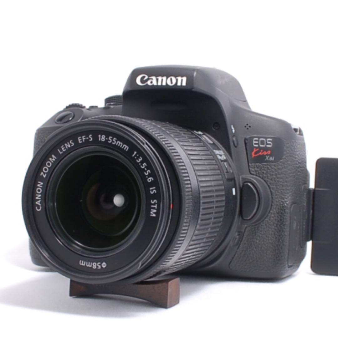 キヤノン Kiss X8i☆美品✨高性能STM標準レンズ付 Wi-Fi タッチ♪