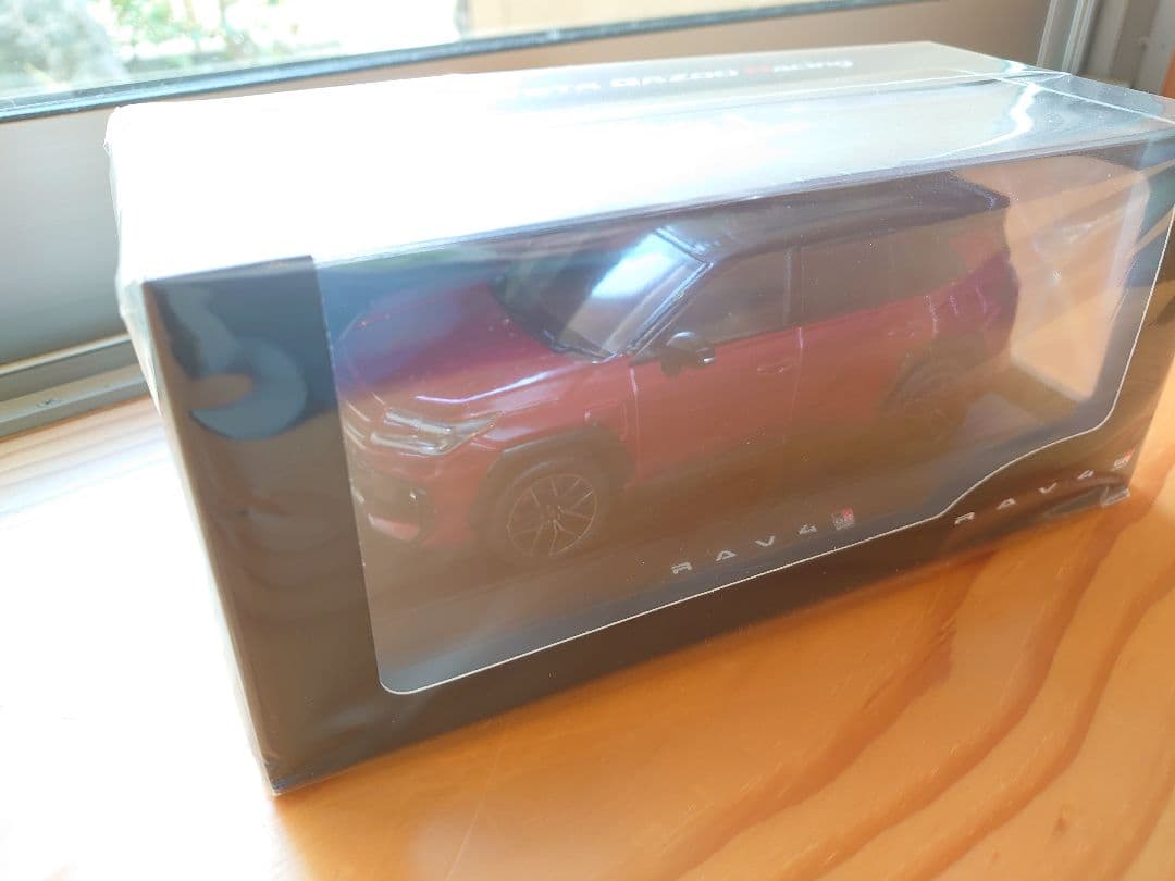 【GRスポーツ】新型RAV4　GRスポーツ　ブラック×エモーショナルレッドII